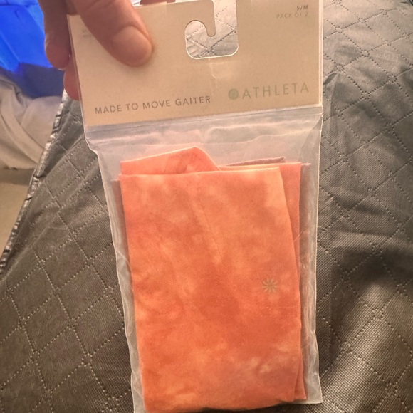 NEW ATHLETA Made To Move Gaiter Masks - Set of 2 - Picture 2 of 4
